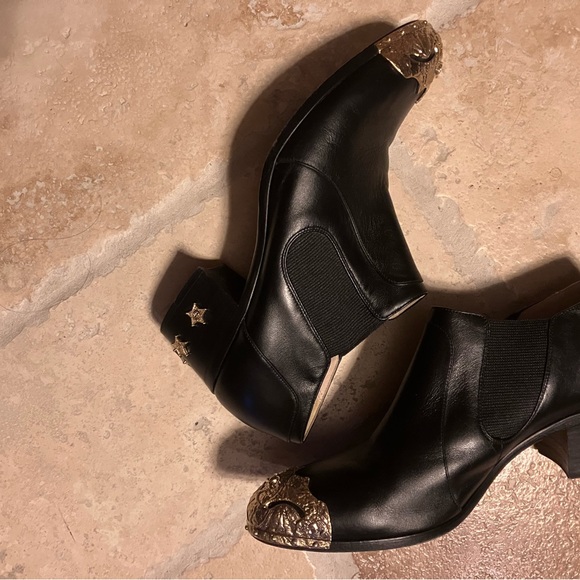 Chanel black boots - Picture 8 of 11